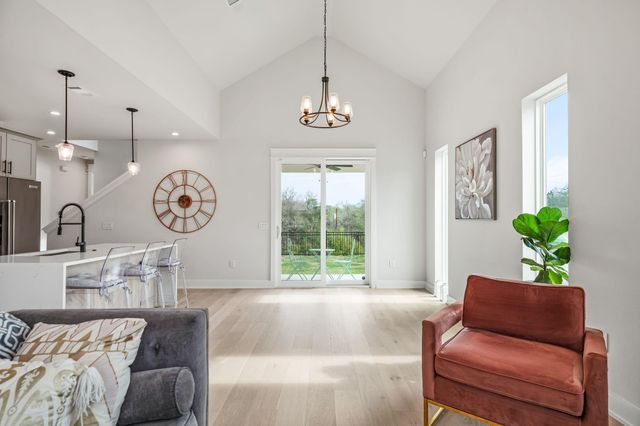 6313 Bristol CIR 1, Austin, TX 78723