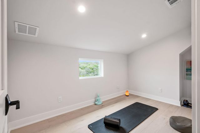 6313 Bristol CIR 1, Austin, TX 78723