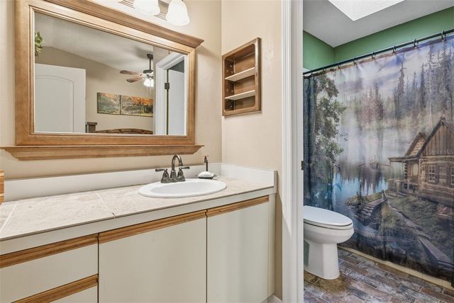 331 BEARDED OAKS CIRCLE, Sarasota, FL 34232