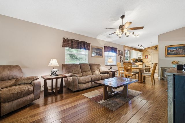 331 BEARDED OAKS CIRCLE, Sarasota, FL 34232