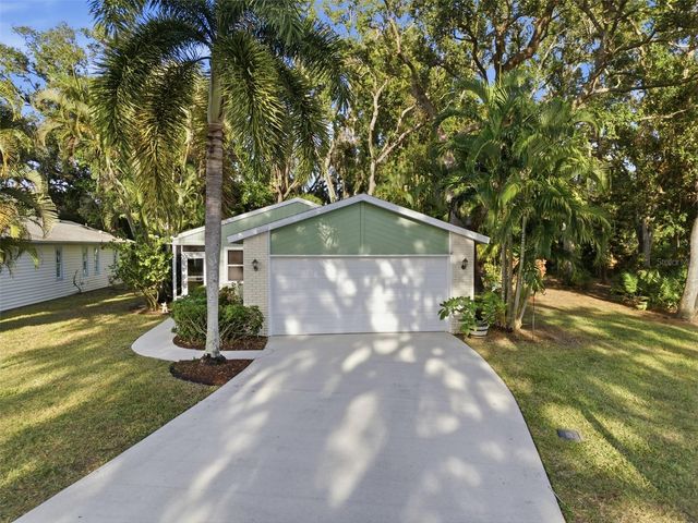 331 BEARDED OAKS CIRCLE, Sarasota, FL 34232