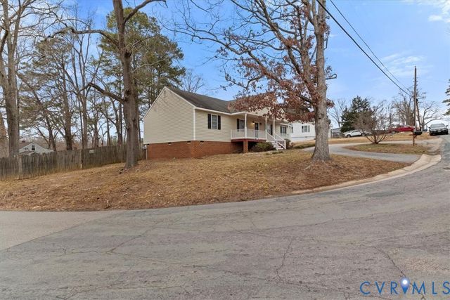 15910 Hill St, South Chesterfield, VA 23834