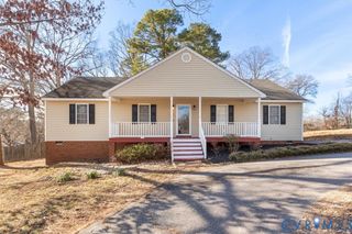 15910 Hill St, South Chesterfield, VA 23834