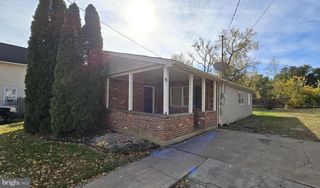 9 MAGNOLIA ST, Westville, NJ 08093