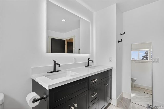 12394 Crawford Road, Otisville, MI 48463