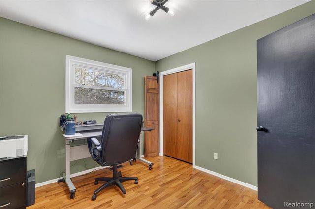 12394 Crawford Road, Otisville, MI 48463