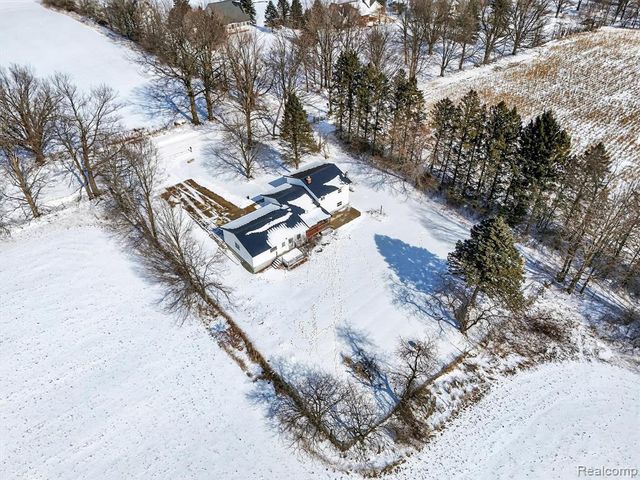 12394 Crawford Road, Otisville, MI 48463