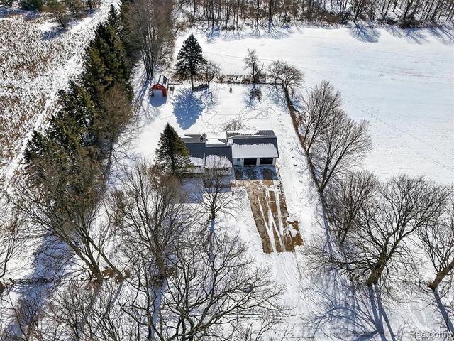 12394 Crawford Road, Otisville, MI 48463