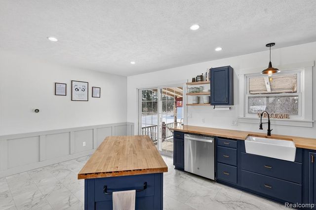 12394 Crawford Road, Otisville, MI 48463