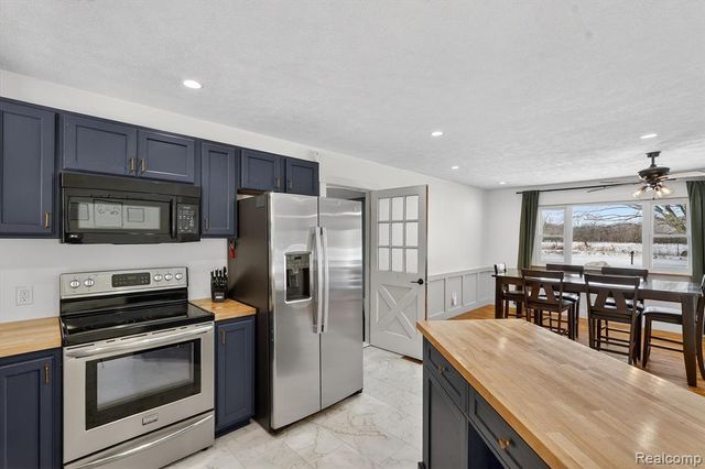 12394 Crawford Road, Otisville, MI 48463