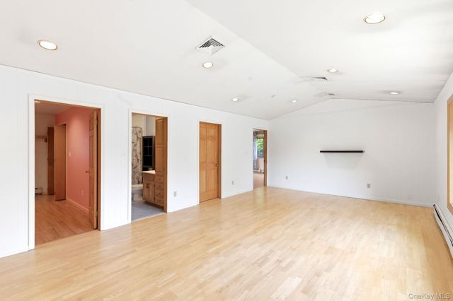 138 Arthur Avenue, Thornwood, NY 10594