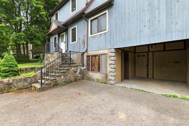 138 Arthur Avenue, Thornwood, NY 10594