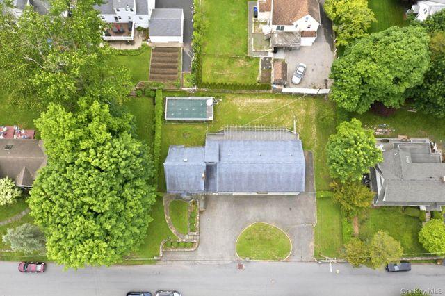138 Arthur Avenue, Thornwood, NY 10594