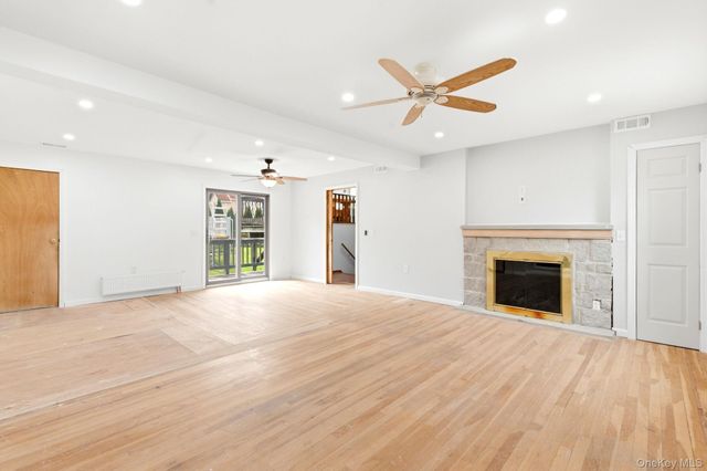 138 Arthur Avenue, Thornwood, NY 10594