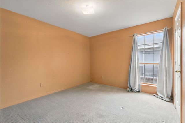5005 Vaquero Drive, Arlington, TX 76017