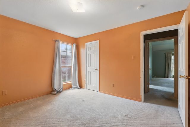 5005 Vaquero Drive, Arlington, TX 76017
