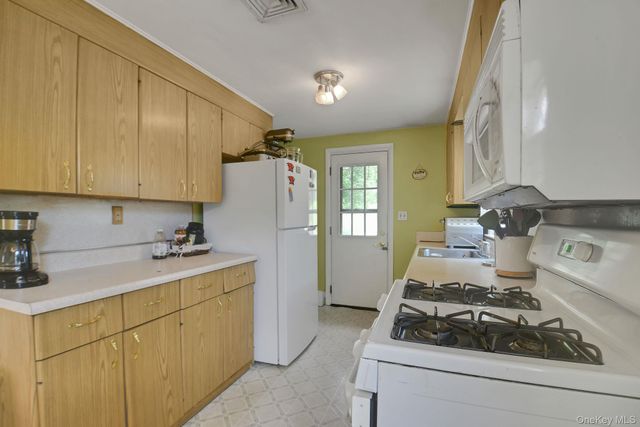 24 Doyle Drive, Wappingers Falls, NY 12590