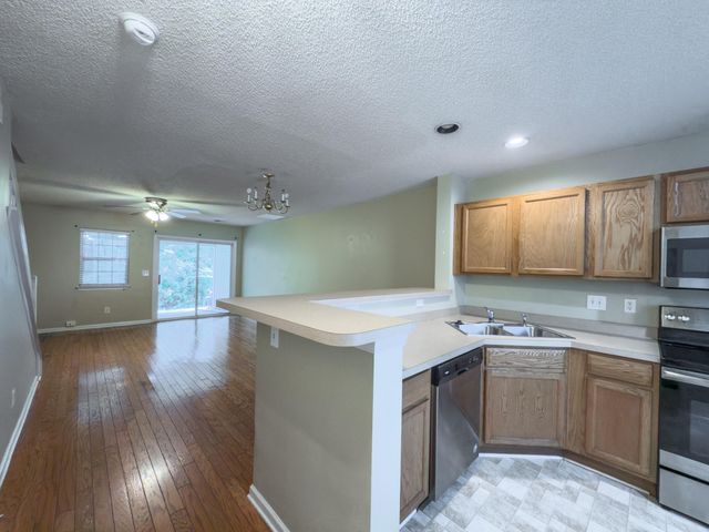 703 Pine Bluff Drive, Summerville, SC 29483