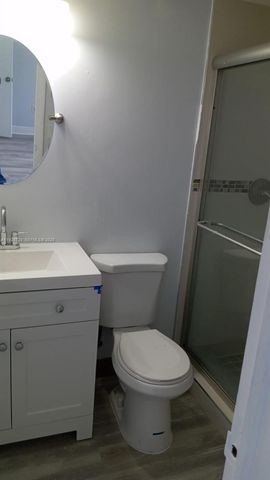 9375 Fontainebleau Blvd L221, Miami, FL 33172