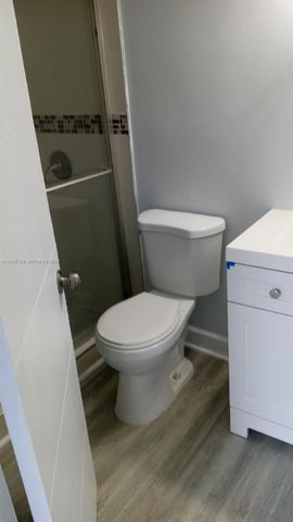 9375 Fontainebleau Blvd L221, Miami, FL 33172