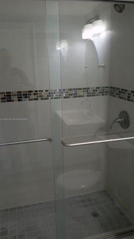 9375 Fontainebleau Blvd L221, Miami, FL 33172