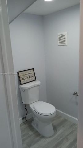 9375 Fontainebleau Blvd L221, Miami, FL 33172