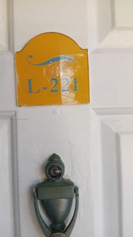 9375 Fontainebleau Blvd L221, Miami, FL 33172