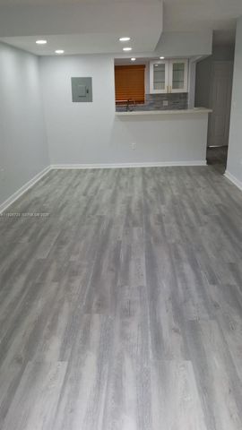 9375 Fontainebleau Blvd L221, Miami, FL 33172