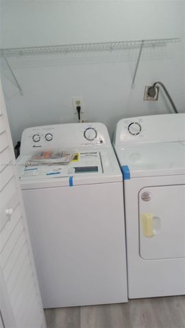 9375 Fontainebleau Blvd L221, Miami, FL 33172