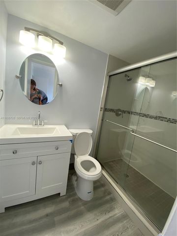 9375 Fontainebleau Blvd L221, Miami, FL 33172