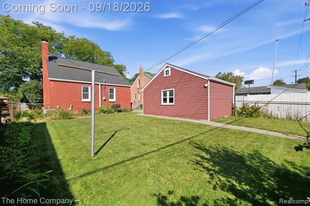 2229 18th Street, Wyandotte, MI 48192