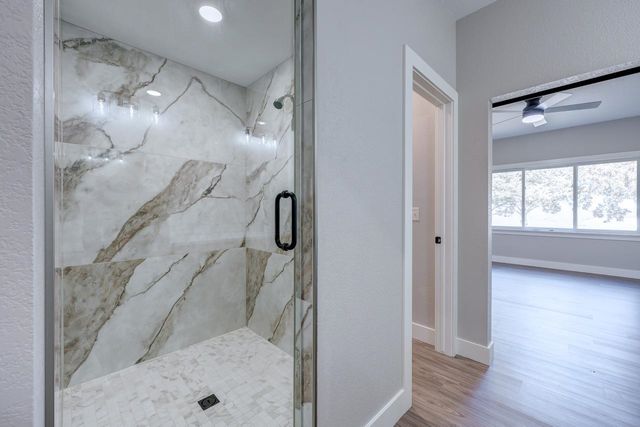 3114 Long Ct, Winfield, KS 67156