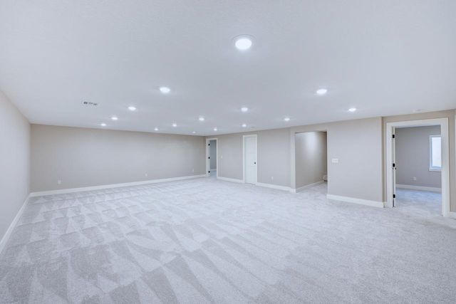 3114 Long Ct, Winfield, KS 67156