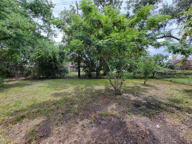 3121 Proswimmer Street, Houston, TX 77088