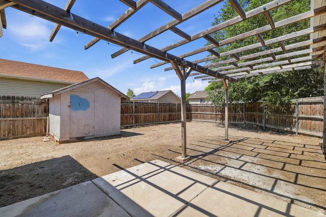 2035 E WEEPING WILLOW WAY, Eagle Mountain, UT 84005