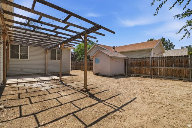 2035 E WEEPING WILLOW WAY, Eagle Mountain, UT 84005