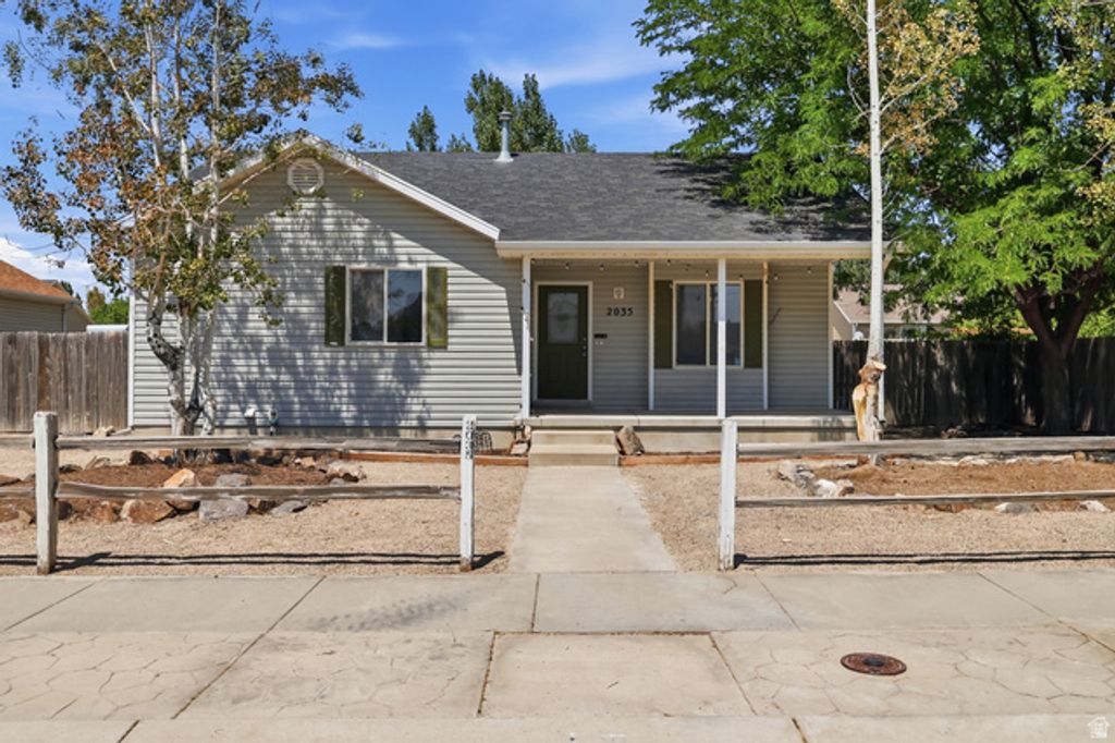 2035 E WEEPING WILLOW WAY, Eagle Mountain, UT 84005