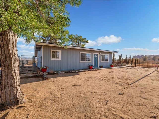 17757 Wheeler Road, Helendale, CA 92342
