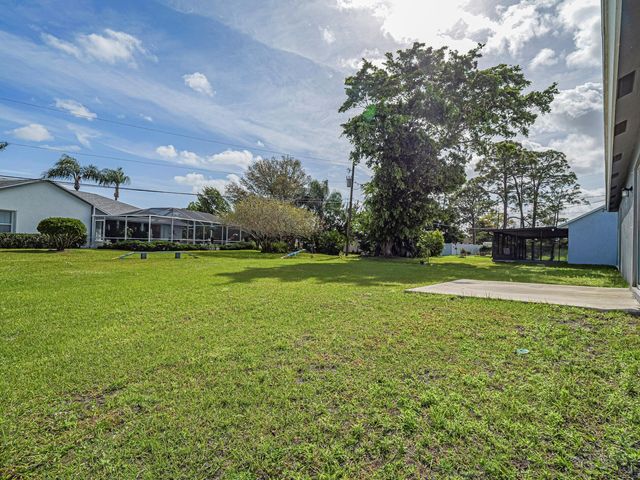 1621 SW Angelico Lane, Port St Lucie, FL 34984