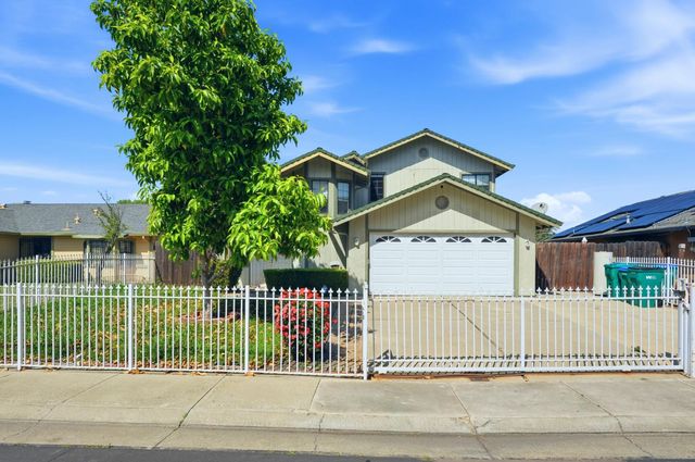 8471 Fontenay Way, Stockton, CA 95210