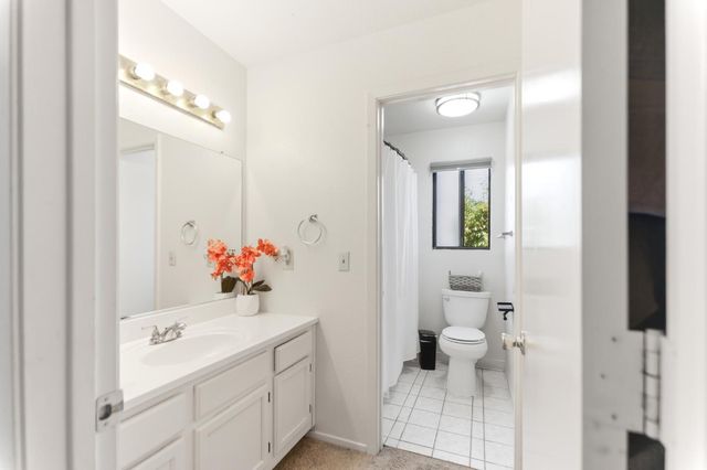8471 Fontenay Way, Stockton, CA 95210