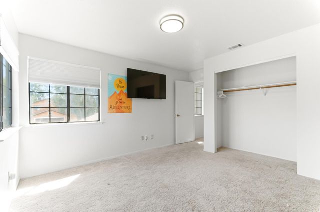 8471 Fontenay Way, Stockton, CA 95210