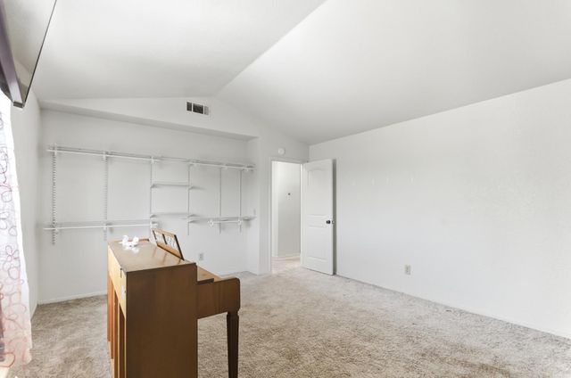 8471 Fontenay Way, Stockton, CA 95210