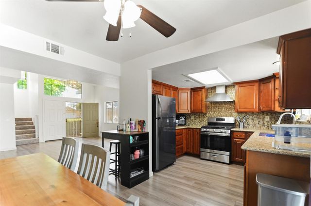 8471 Fontenay Way, Stockton, CA 95210