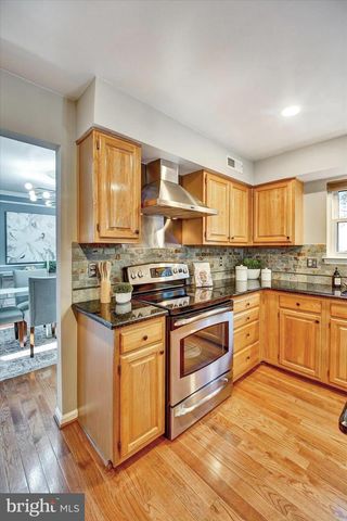 3124 ASHBURTON AVE, Herndon, VA 20171