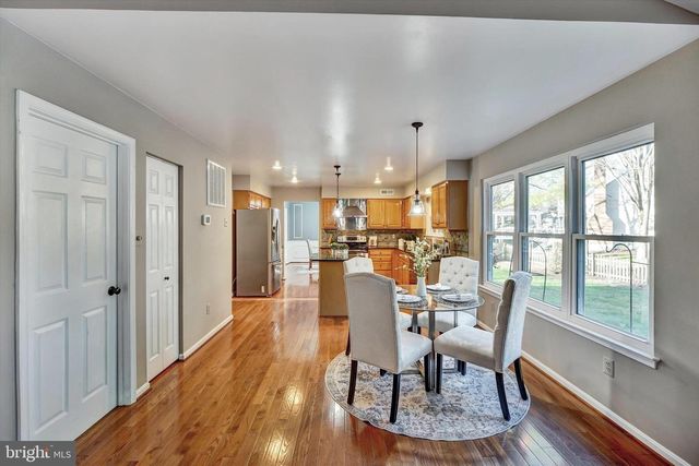 3124 ASHBURTON AVE, Herndon, VA 20171