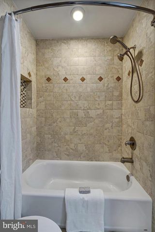 3124 ASHBURTON AVE, Herndon, VA 20171