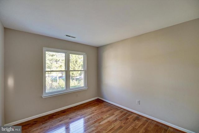 3124 ASHBURTON AVE, Herndon, VA 20171