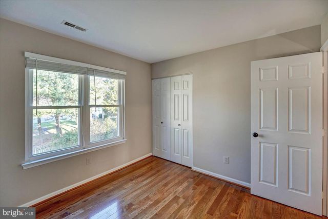 3124 ASHBURTON AVE, Herndon, VA 20171