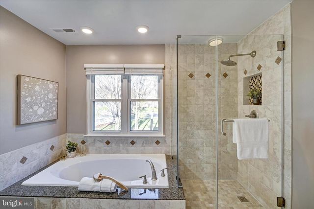 3124 ASHBURTON AVE, Herndon, VA 20171